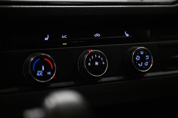Volkswagen Crafter 24 of 30
