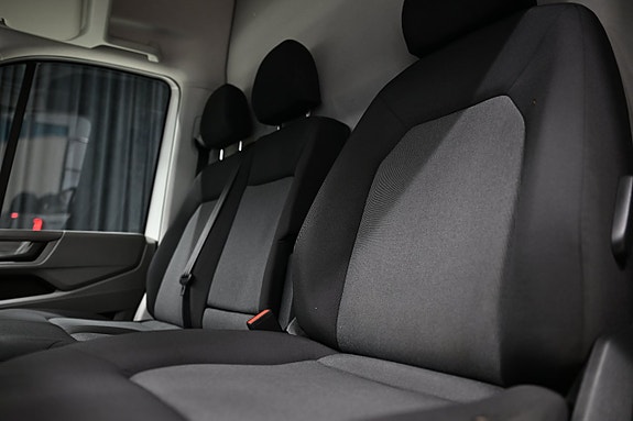 Volkswagen Crafter 17 of 30