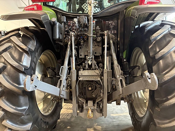 Valtra A115 HiTech med Moheda M101 skogsvagn 10 of 10