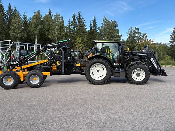 Valtra A115 HiTech med Moheda M101 skogsvagn 2 of 10