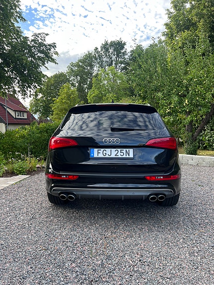 Audi SQ5 4 of 11