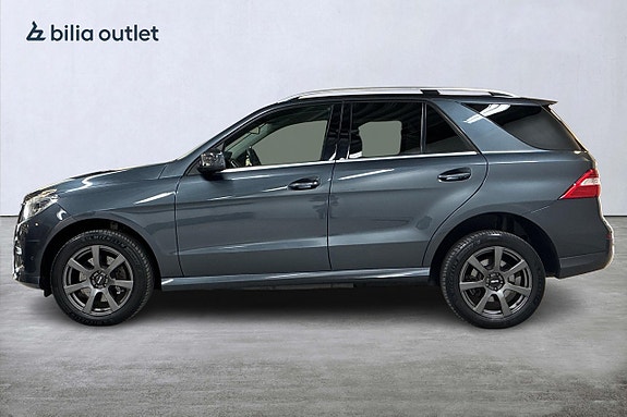 Mercedes-Benz ML350 9 of 30