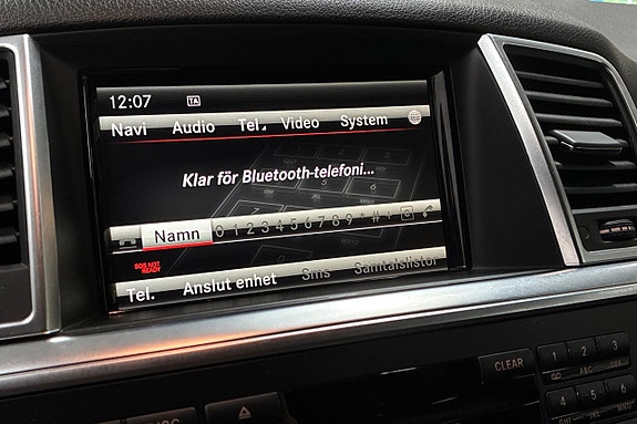 Mercedes-Benz ML350 23 of 30