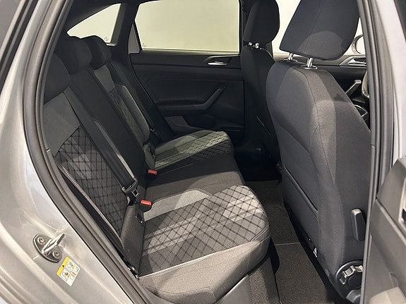 Volkswagen Taigo 8 of 19