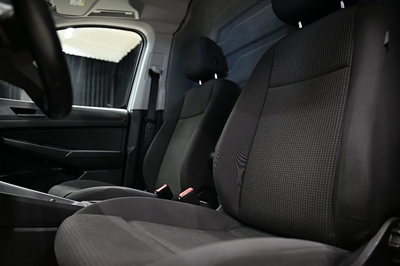 Volkswagen Caddy Maxi 14 of 27