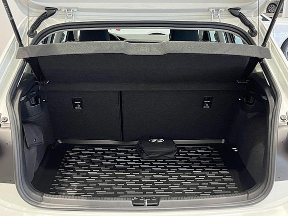 Volkswagen Polo 7 of 26