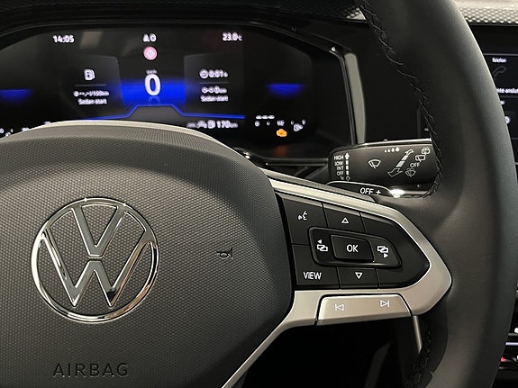 Volkswagen Polo 16 of 26