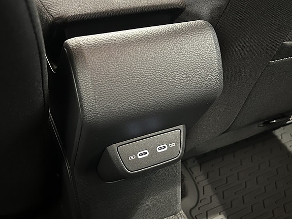 Volkswagen Polo 9 of 26