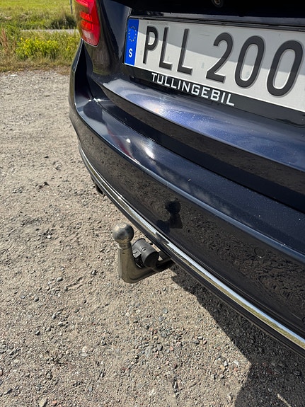 BMW 330d 5 of 11