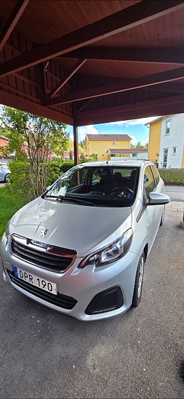 Peugeot 108 2 of 10
