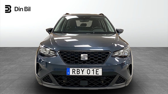 Seat Arona 4 of 12