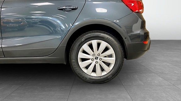 Seat Arona 6 of 12