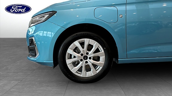 Ford Transit Connect 9 of 9