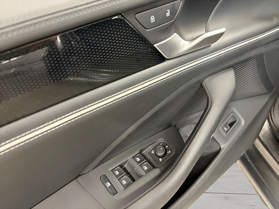 Volkswagen Passat 8 of 14