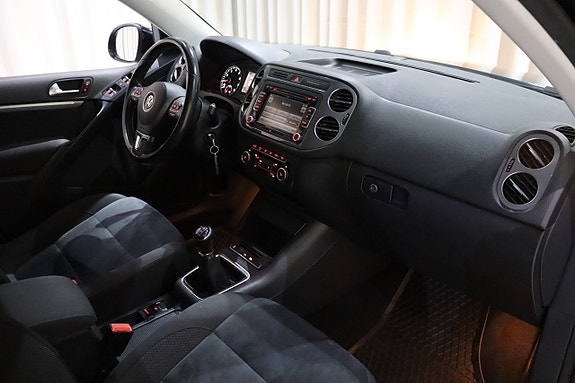 Volkswagen Tiguan 21 of 23