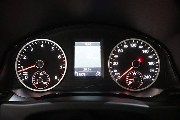 Volkswagen Tiguan 16 of 23