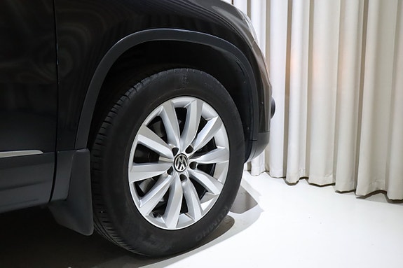 Volkswagen Tiguan 11 of 23