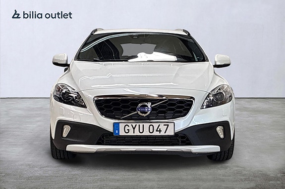 Volvo V40 Cross Country 3 of 21