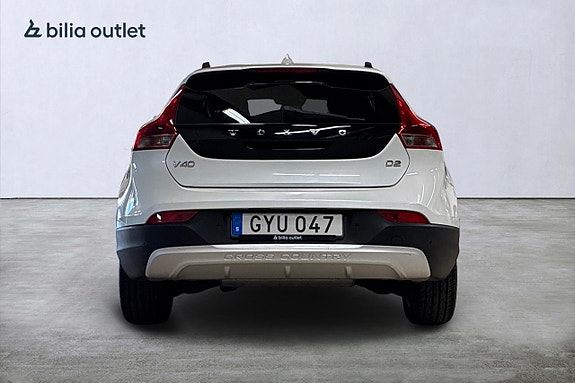 Volvo V40 Cross Country 7 of 21