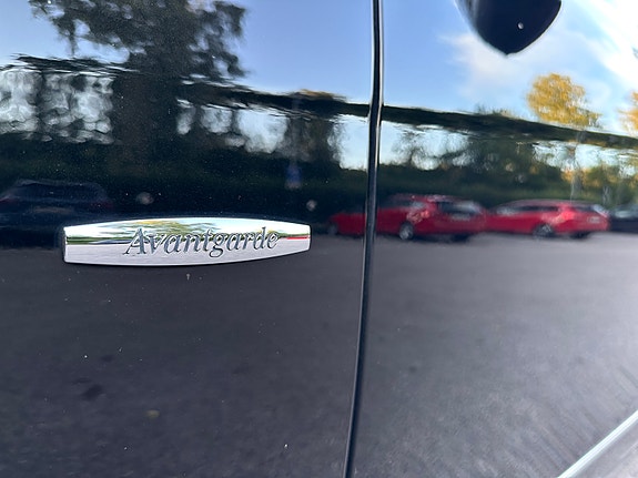 Mercedes-Benz C200 13 of 28