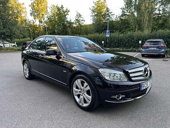 Mercedes-Benz C200 5 of 28