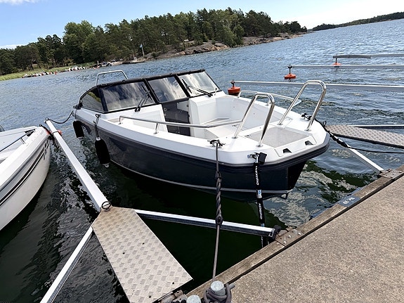 Finnmaster Husky R8 – Yamaha 300 hk – endast ca 175 timmar 3 of 11