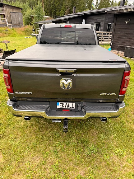 RAM 1500 5 of 8