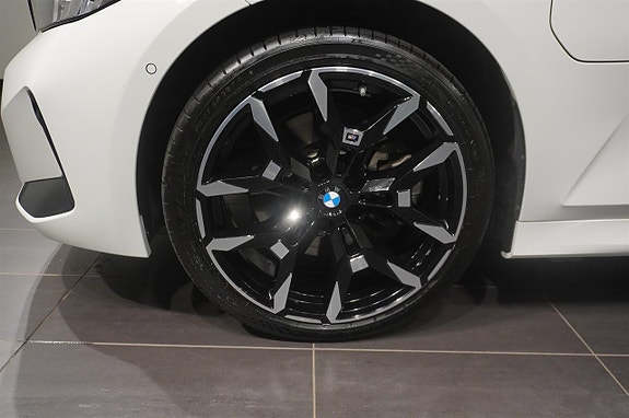 BMW 330e 3 of 12