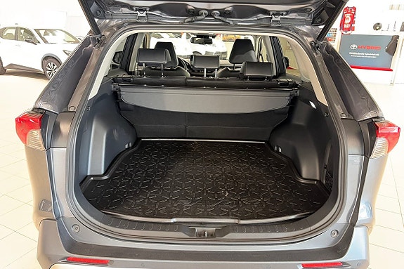 Toyota RAV4 17 of 20