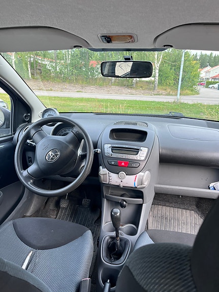 Toyota Aygo 3 of 3