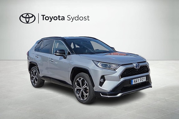 Toyota RAV4 7 of 23