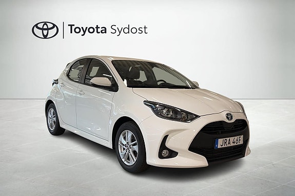 Toyota Yaris 7 of 19
