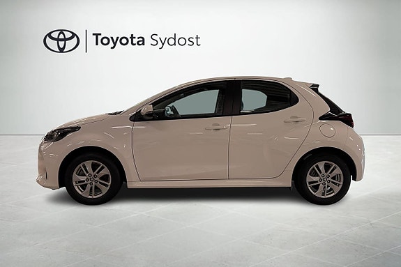 Toyota Yaris 4 of 19