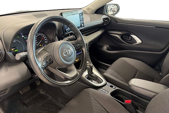 Toyota Yaris 11 of 19