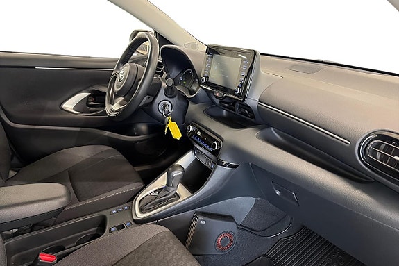 Toyota Yaris 14 of 19