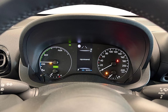 Toyota Yaris 18 of 19