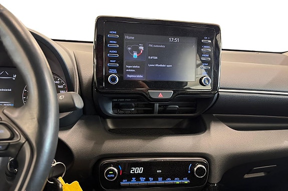 Toyota Yaris 19 of 19