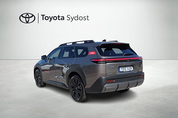 Toyota bZ4X Touring 4 of 19
