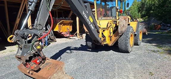 Volvo BM EL70 6 of 10
