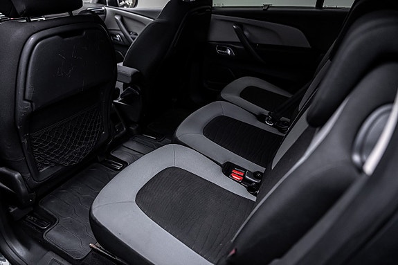 Citroen Grand C4 Picasso 25 of 27