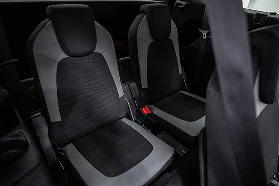 Citroen Grand C4 Picasso 26 of 27