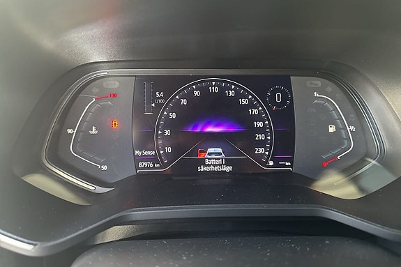 Renault Clio 16 of 16