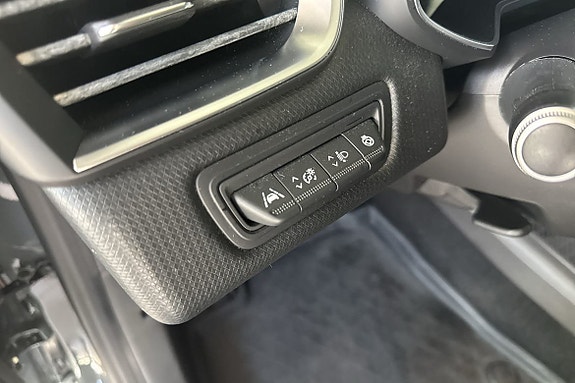 Renault Clio 15 of 16