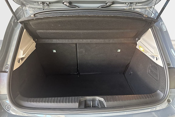 Renault Clio 9 of 16