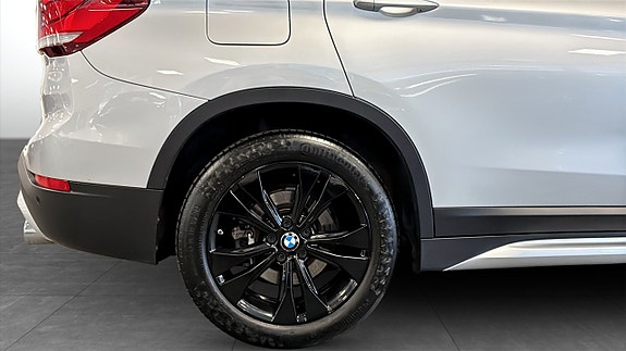 BMW X1 9 of 9
