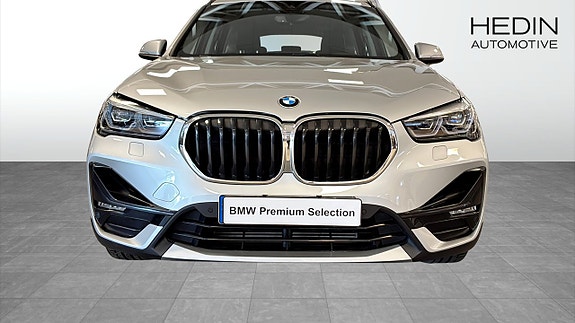 BMW X1 8 of 9