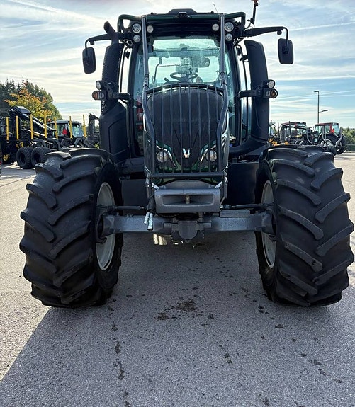 Valtra N154 Direkt Twintrac 3 of 8