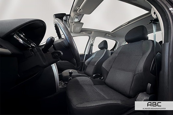 Peugeot 207 9 of 19