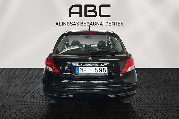 Peugeot 207 4 of 19