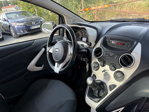 Ford Ka 9 of 14